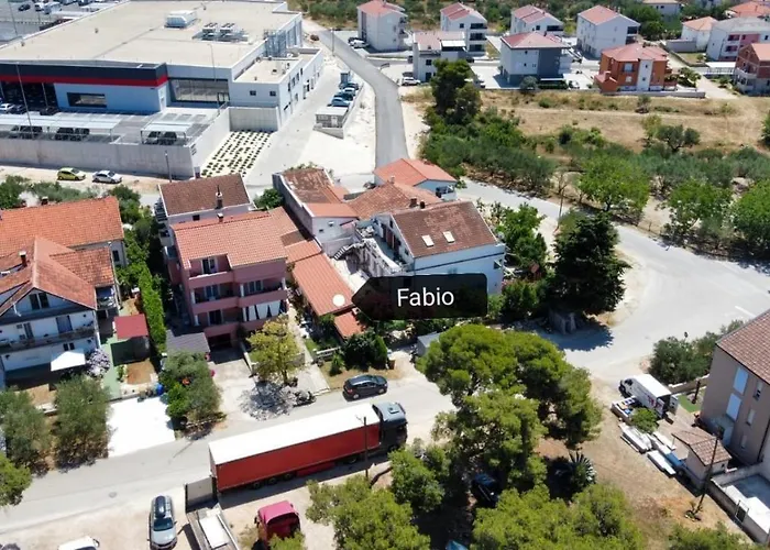 Fabio Διαμέρισμα *